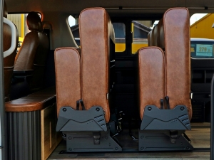 ハイエースワゴン10人乗り ワゴン　安全装備追加一部改良モデル